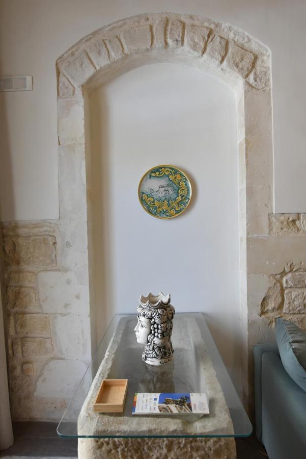 Sicilia Bedda House Bed & Breakfast ชิคลี ภายนอก รูปภาพ